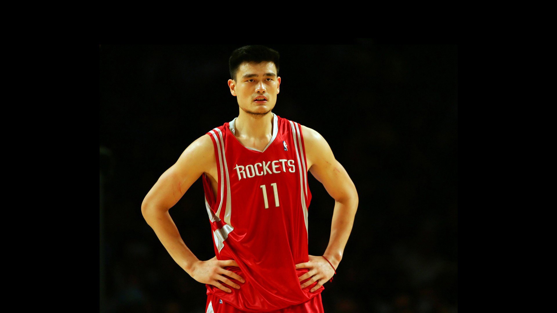 开云 官网 入口-NBA球员冲突事件引发热议 联盟管理层面临挑战，nba冲突集锦